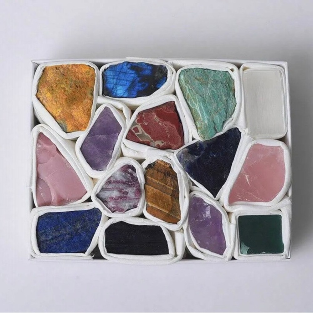 Mixed Box Mystery Crystal Gift Set - Picture 2 of 7